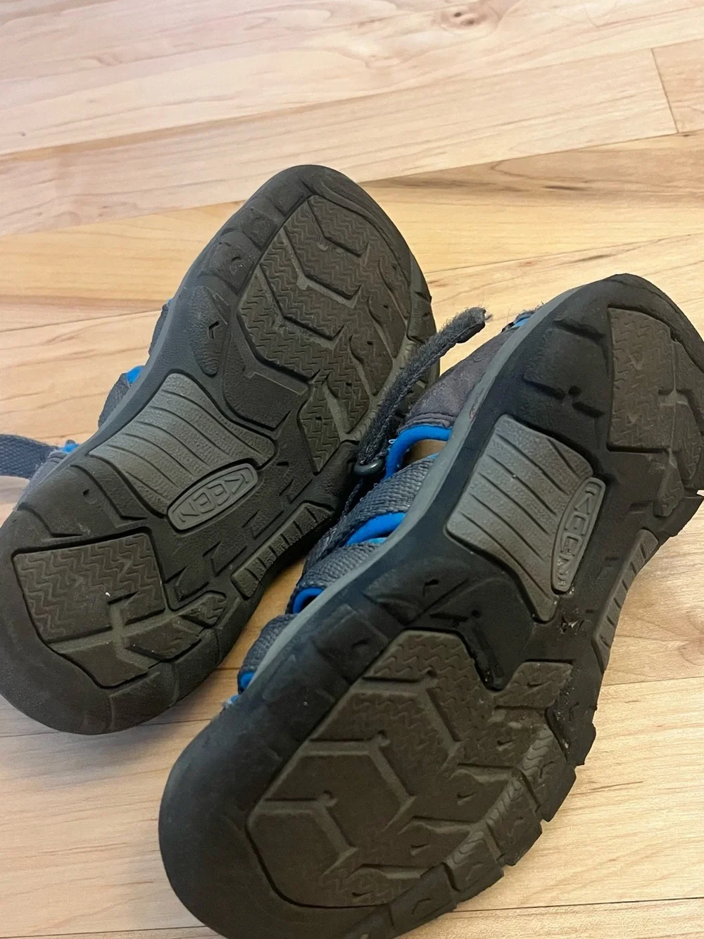 Keen Kids Gray and Blue Closed-Toe Outdoor Sandals